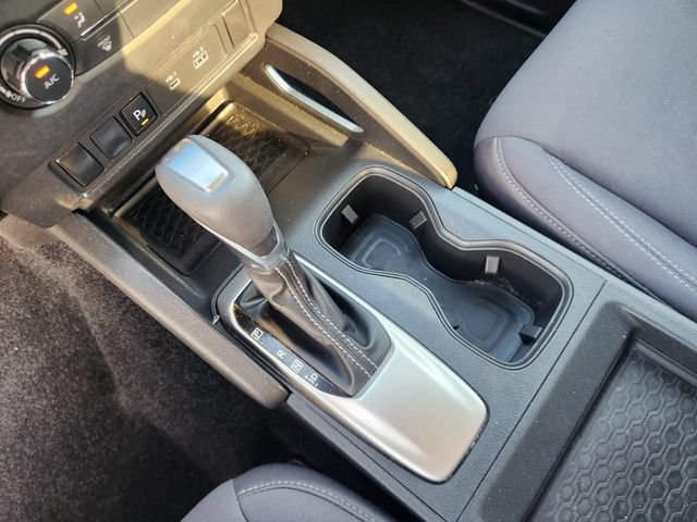 Used 2024 Nissan Frontier SV w/ Technology Package RWD image 19