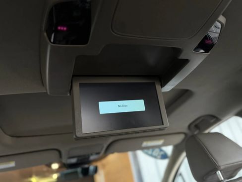 Used 2023 Honda Odyssey Touring image 41