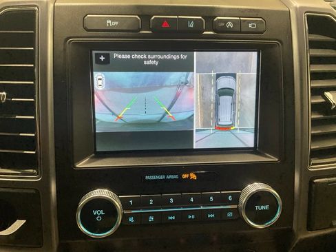 Used 2019 Ford Expedition Platinum RWD image 23