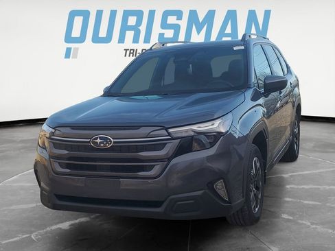 New 2026 Subaru Forester Premium w/ Base/Premium Package AWD/4WD image 2