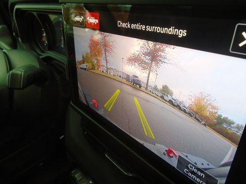 Certified 2024 Jeep Gladiator Rubicon image 26