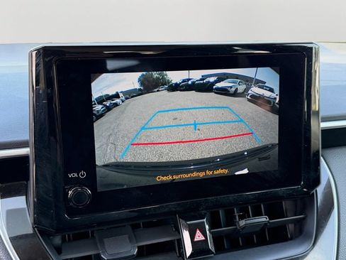 Used 2024 Toyota Corolla LE FWD image 22