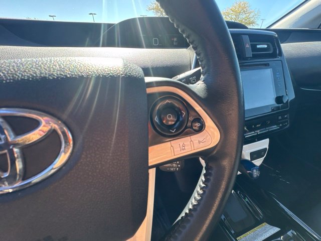 Used 2017 Toyota Prius Three w/ Carpet Mat Package FWD image 22