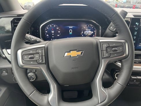New 2026 Chevrolet Silverado 1500 LT image 17