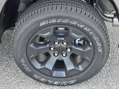 New 2026 RAM 1500 Big Horn AWD/4WD image 36