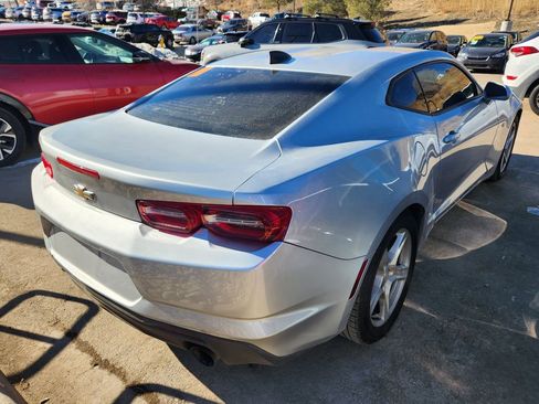Used 2019 Chevrolet Camaro LT image 4