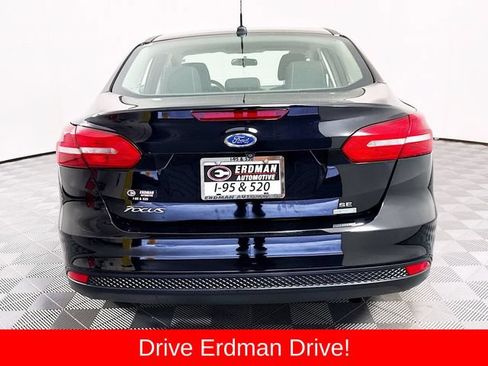 Used 2018 Ford Focus SE FWD image 21
