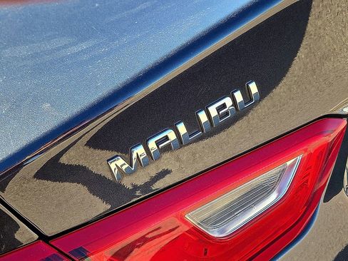 Used 2023 Chevrolet Malibu LT image 12