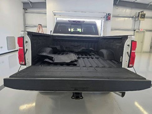 Used 2024 Chevrolet Silverado 2500 LTZ w/ LTZ Plus Package AWD/4WD image 5