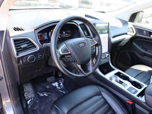 Certified 2022 Ford Edge SEL AWD/4WD image 16