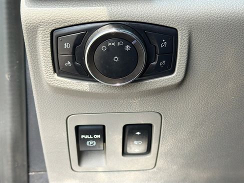 Used 2020 Ford F150 XLT w/ Equipment Group 301A Mid RWD image 31