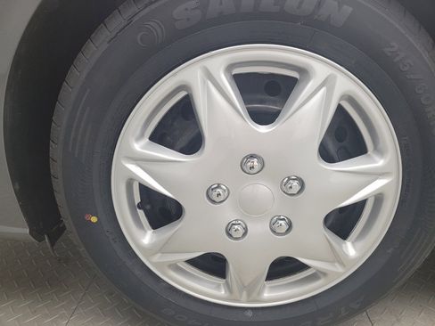 Used 2024 Nissan Altima 2.5 S FWD image 31