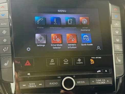 Used 2020 INFINITI QX50 Luxe FWD image 16