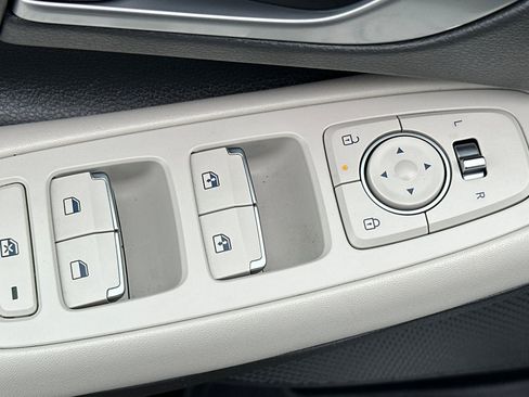 Used 2025 Hyundai Sonata SEL image 12