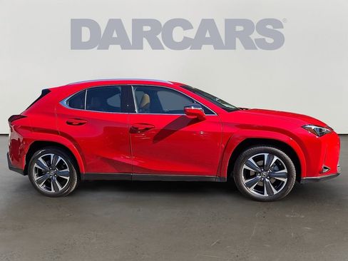 Used 2024 Lexus UX 250h AWD w/ Premium Package image 7