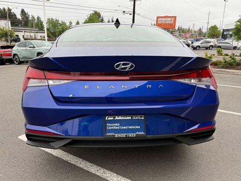 Certified 2023 Hyundai Elantra SEL FWD image 4