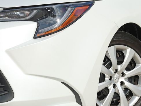 Used 2024 Toyota Corolla LE image 10