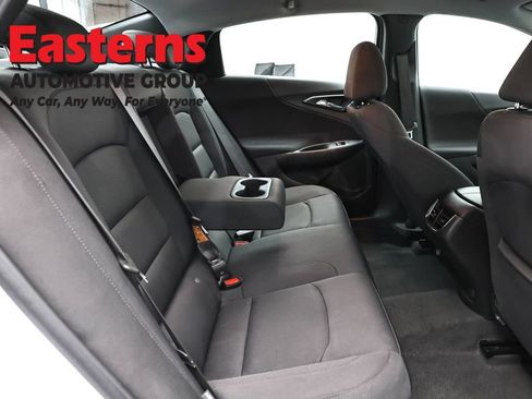 Used 2024 Chevrolet Malibu LT FWD image 23