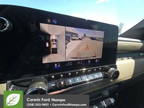 Used 2025 Chevrolet Colorado ZR2 w/ Technology Package image 15