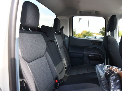 New 2025 Ford Maverick XLT w/ XLT Luxury Package AWD/4WD image 18