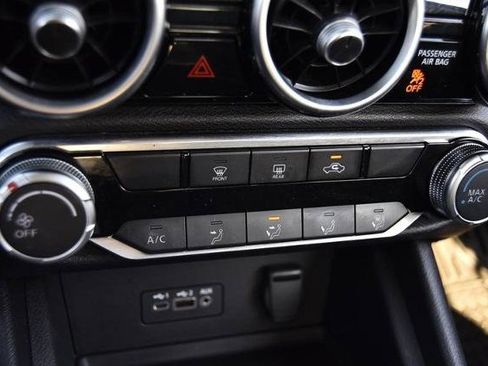 Certified 2022 Nissan Sentra SV image 15