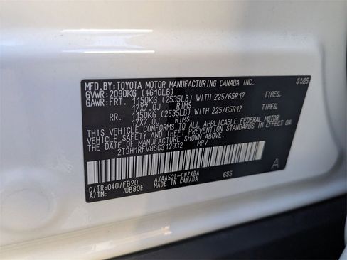 Used 2025 Toyota RAV4 LE image 34