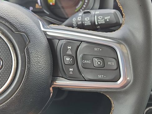 Used 2024 Jeep Wrangler Unlimited Sahara AWD/4WD image 48