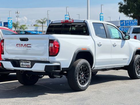 New 2026 GMC Canyon Elevation RWD image 5