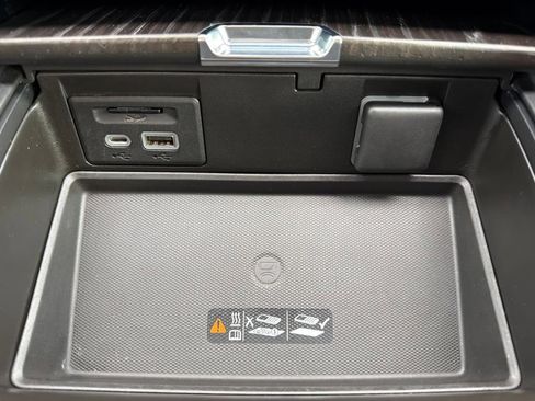 Used 2021 GMC Yukon Denali RWD image 44