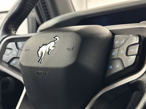 Used 2021 Ford Bronco Badlands image 24