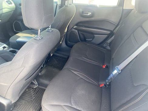 Used 2018 Jeep Compass Sport image 11