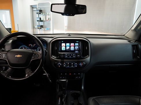 Used 2017 Chevrolet Colorado Z71 image 20