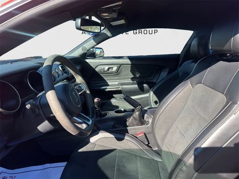 Used 2016 Ford Mustang Shelby GT350 w/ Technology Package image 25