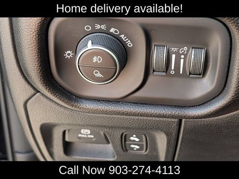 Used 2026 RAM 1500 Laramie AWD/4WD image 23