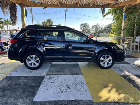 Used 2013 Subaru Outback 2.5i Premium image 4