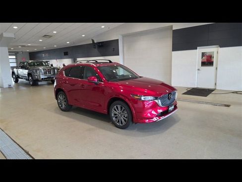 New 2025 MAZDA CX-5 Signature image 37