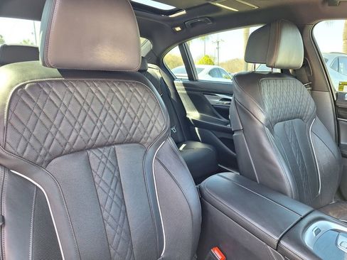 Used 2019 BMW 740i 740i 4D Sedan w/ Executive Package image 30
