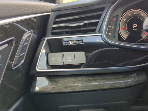 Used 2025 Audi Q7 2.0T Premium Plus w/ Premium Plus Package image 32