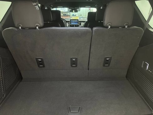 Used 2024 Chevrolet Tahoe RST w/ RST Performance Edition AWD/4WD image 15