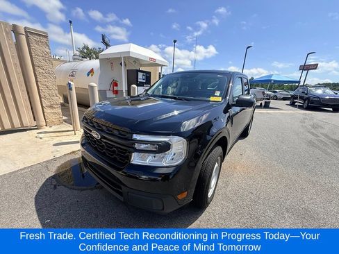 Used 2024 Ford Maverick XL FWD image 1