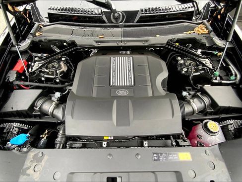 New 2025 Land Rover Defender 110 V8 image 12