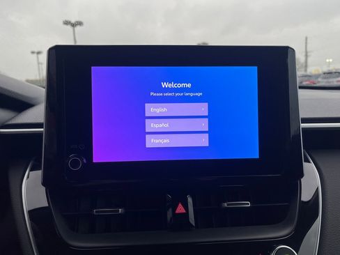 Certified 2025 Toyota Corolla Cross XLE image 19