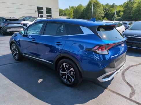 Used 2024 Kia Sportage EX FWD image 5