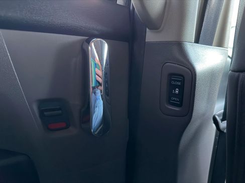 Used 2017 Honda Odyssey EX-L image 34