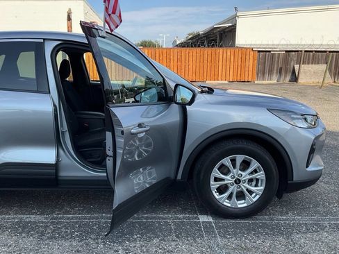 Used 2024 Ford Escape Active w/ Tech Pack #2 FWD image 30