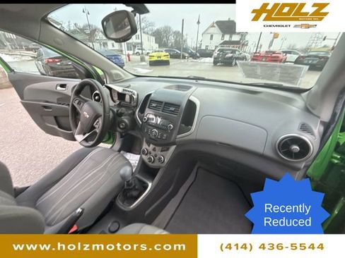 Used 2014 Chevrolet Sonic LT w/ LT Spring Promotional Package image 30