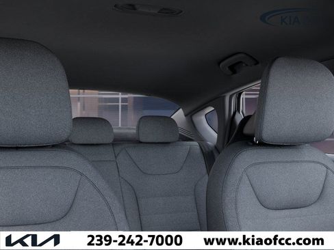 New 2025 Kia K4 EX image 27