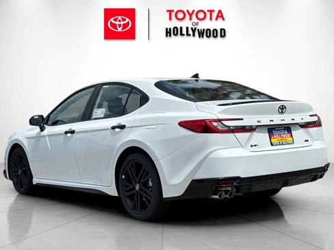 New 2026 Toyota Camry Hybrid image 6