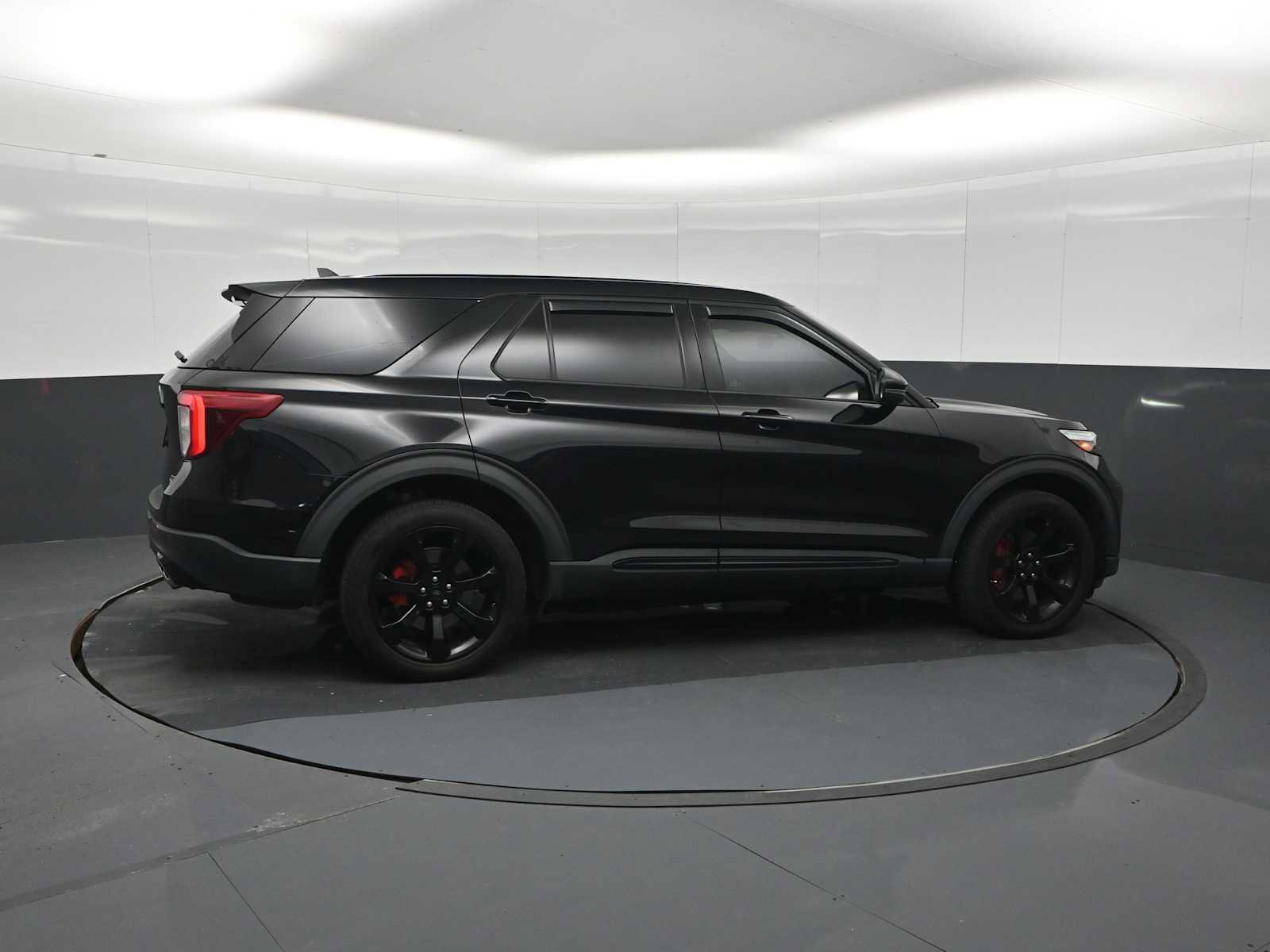 Used 2021 Ford Explorer ST w/ Equipment Group 401A AWD/4WD image 9