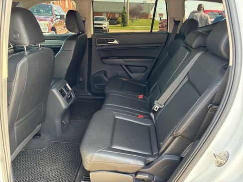 Used 2019 Volkswagen Atlas SE w/ Towing Package image 20